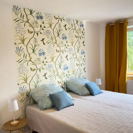 Sommer Garten Neben Hbf * Duisburg